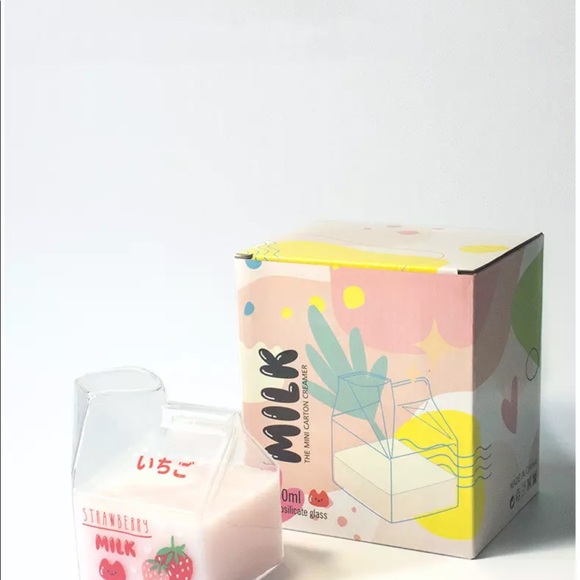 Glass cup milk carton creamer juice strawberry peach banana - Picture 5 of 6